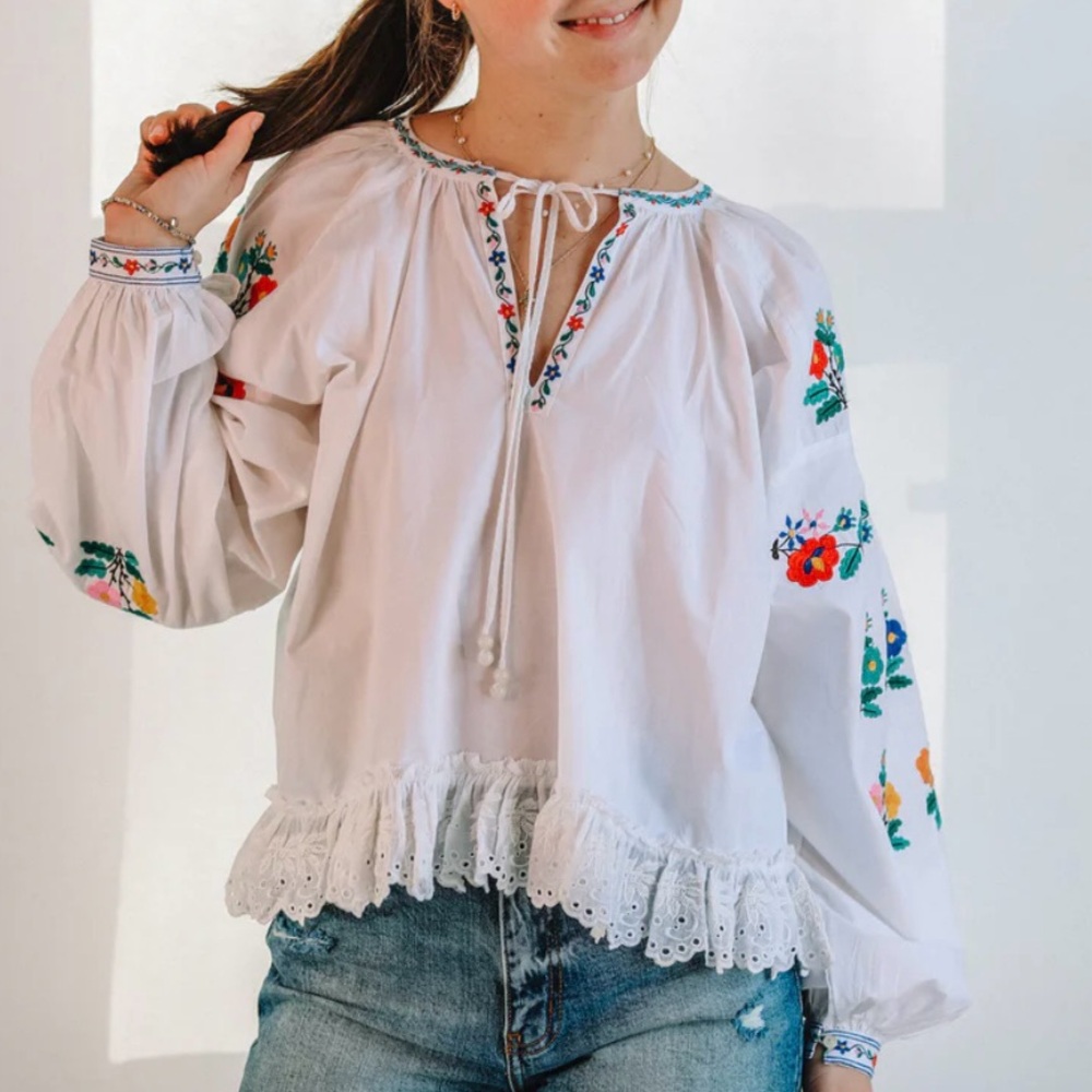 Anthropologie Love The Label Paige embroidered top blouse white size S - Picture 9 of 13
